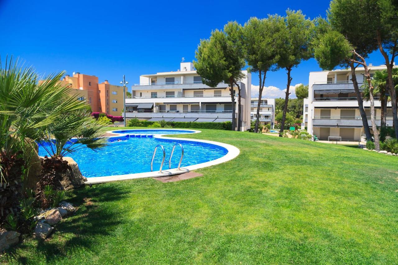 Uhc Salou Villa Family Complex Exteriér fotografie